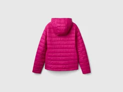 Puffer jacket with recycled wadding
