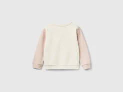 Pullover sweatshirt with glittery print