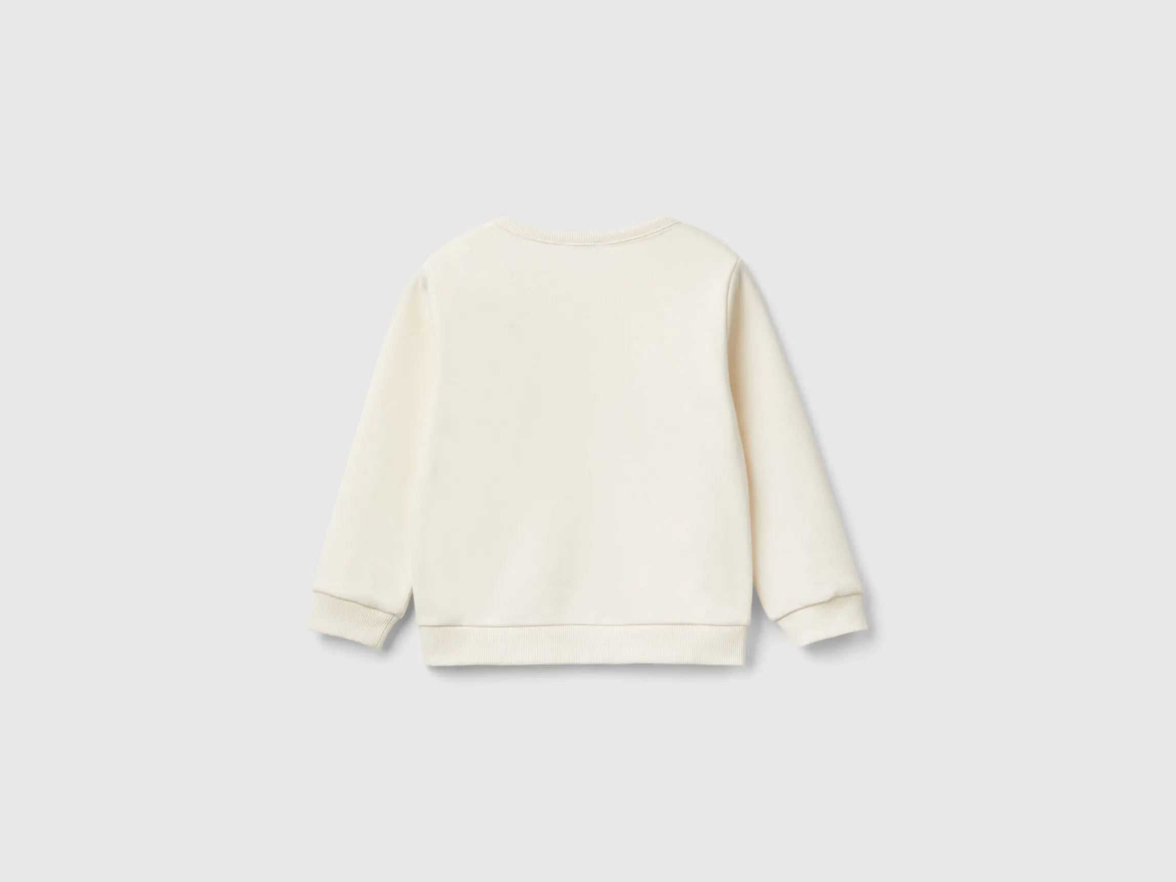 Pullover sweatshirt with glittery print