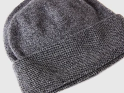 Pure cashmere hat