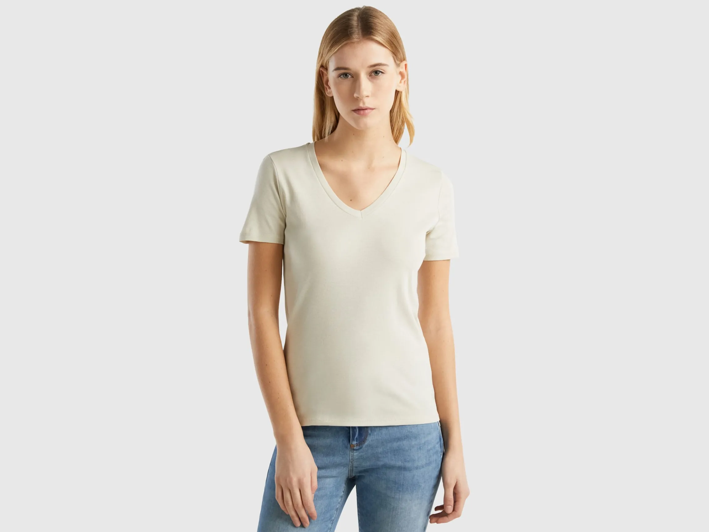 Pure cotton t-shirt with V-neck