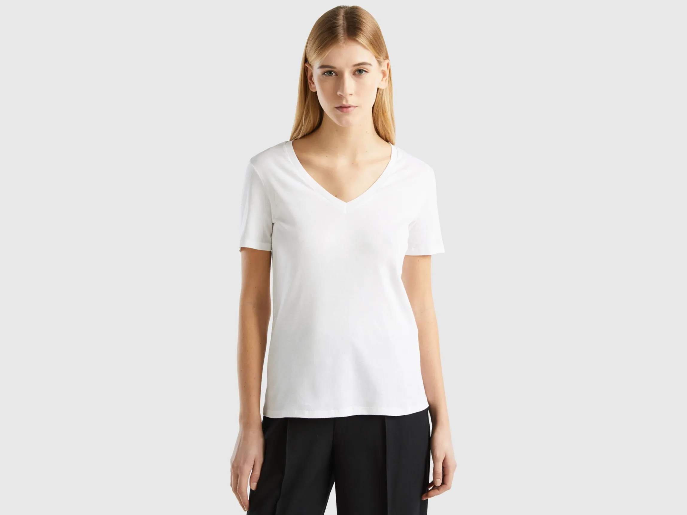 Pure cotton t-shirt with V-neck