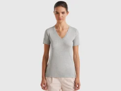 Pure cotton t-shirt with V-neck