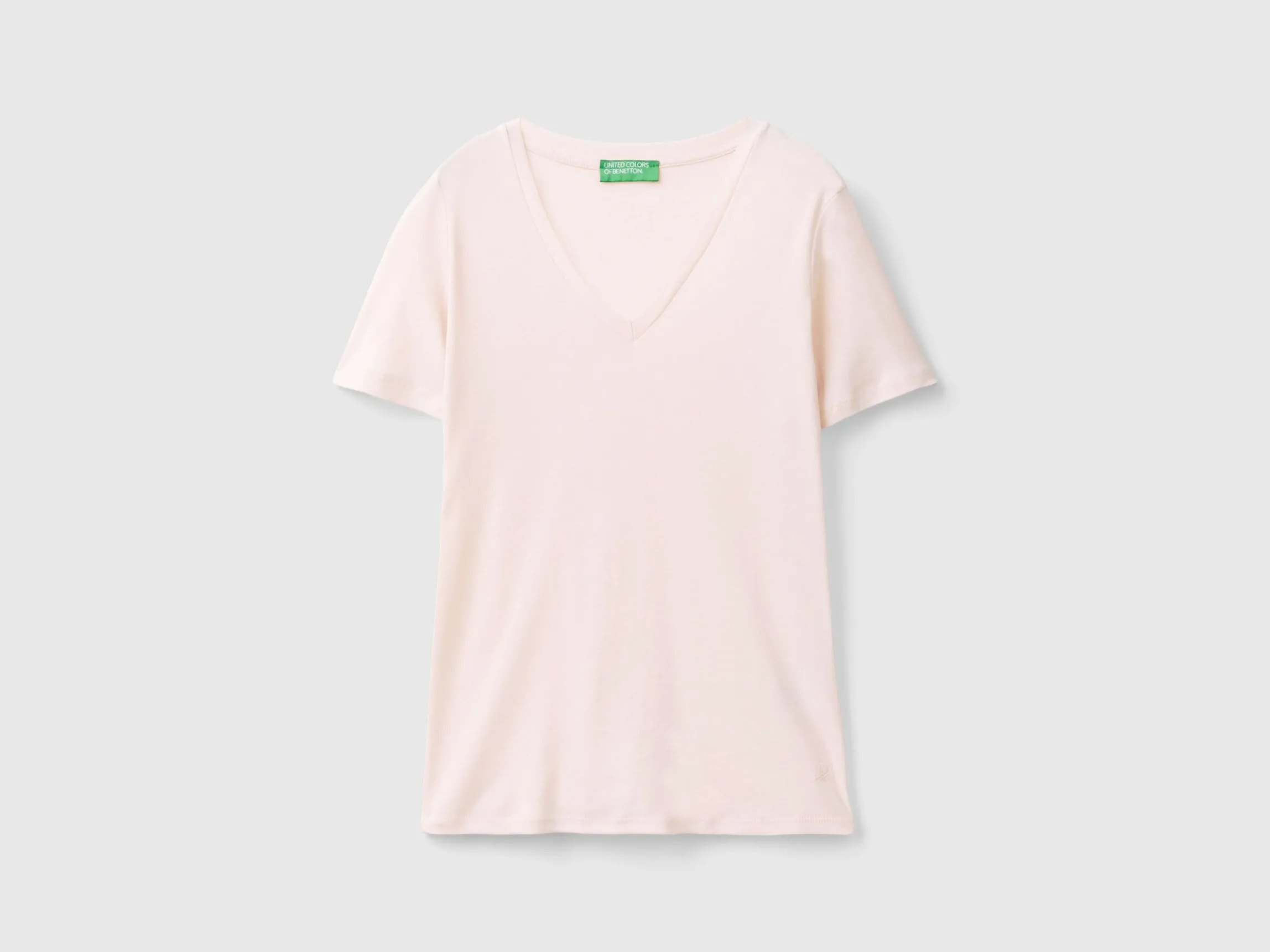 Pure cotton t-shirt with V-neck