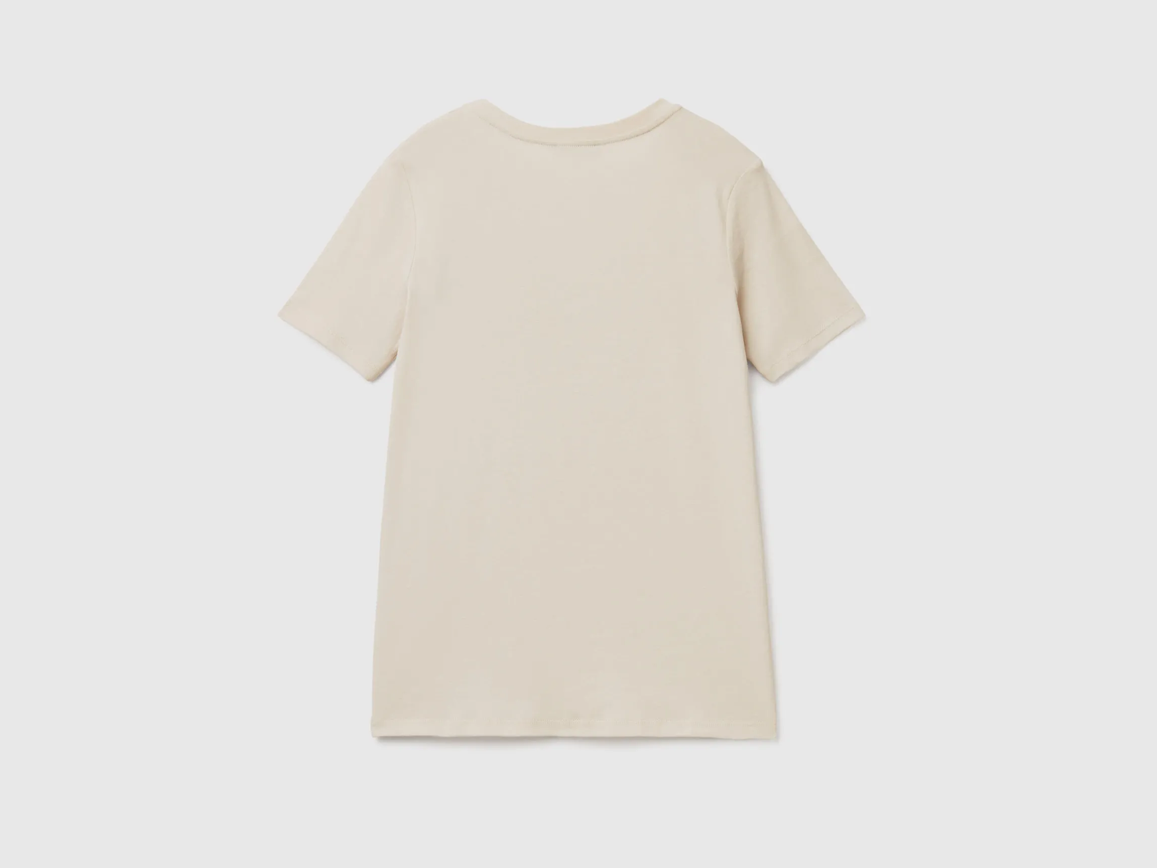 Pure cotton t-shirt with V-neck