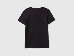 Pure cotton t-shirt with V-neck