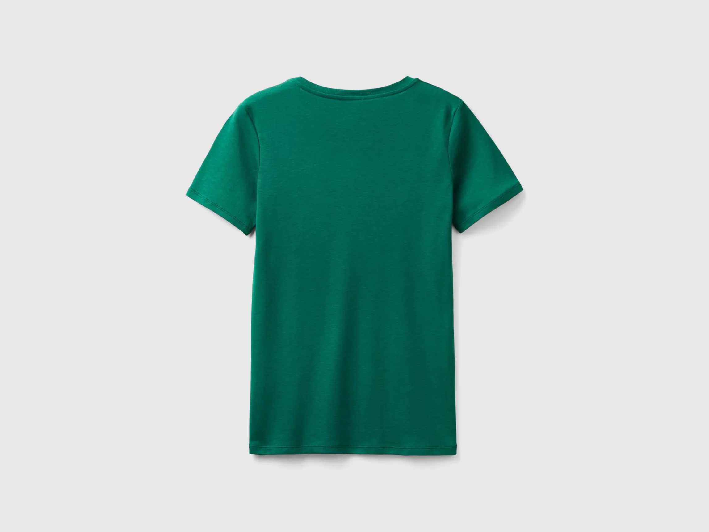 Pure cotton t-shirt with V-neck