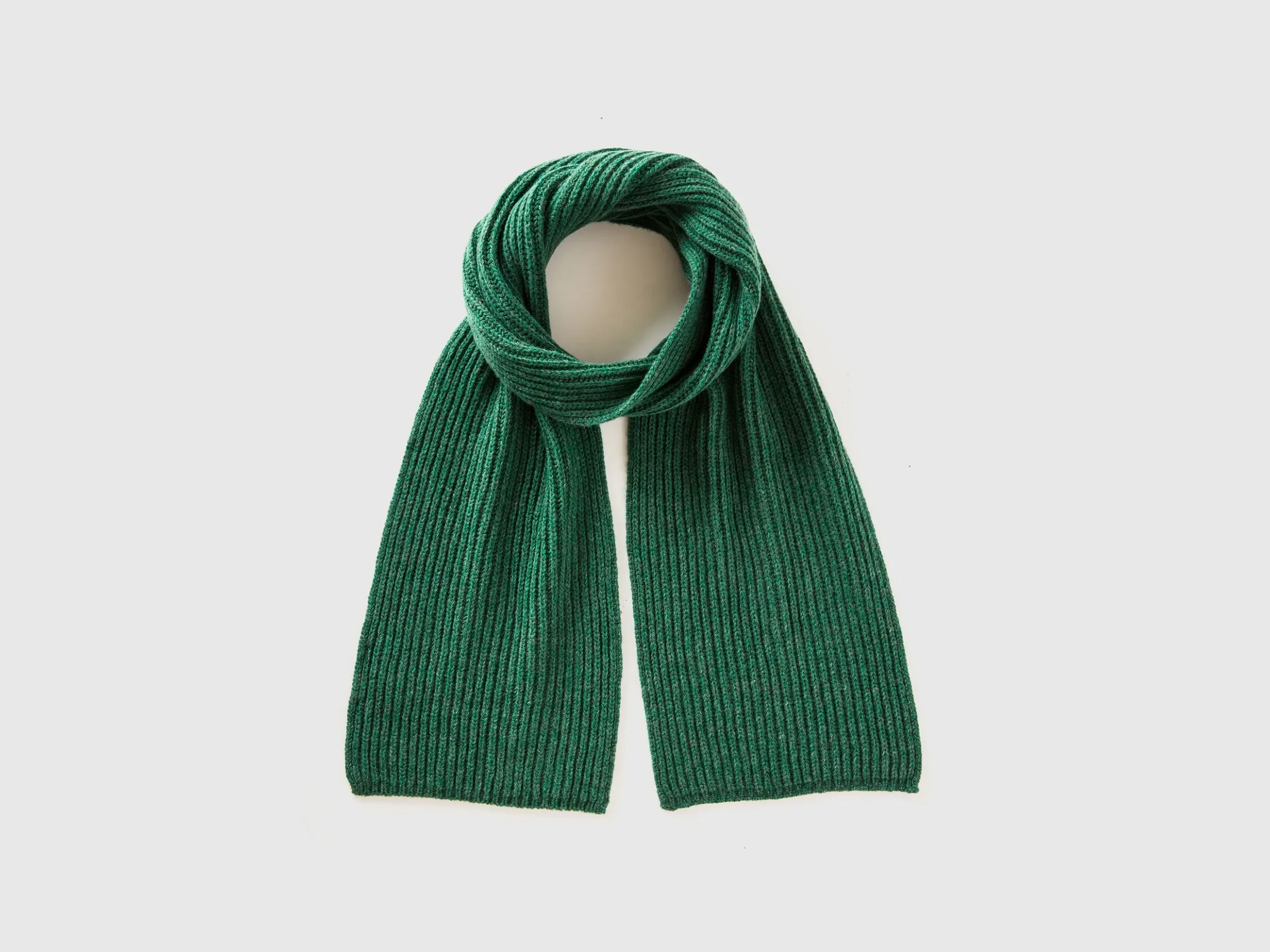 Pure virgin wool scarf