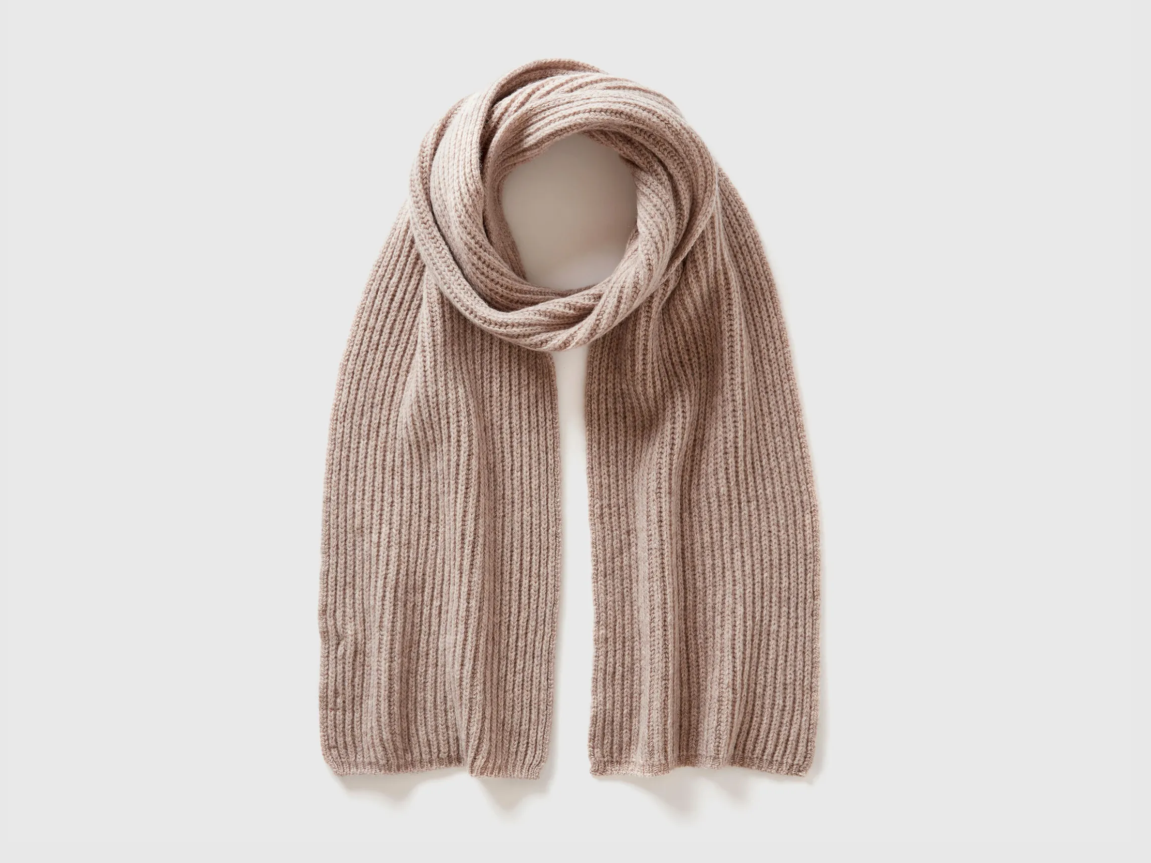 Pure virgin wool scarf