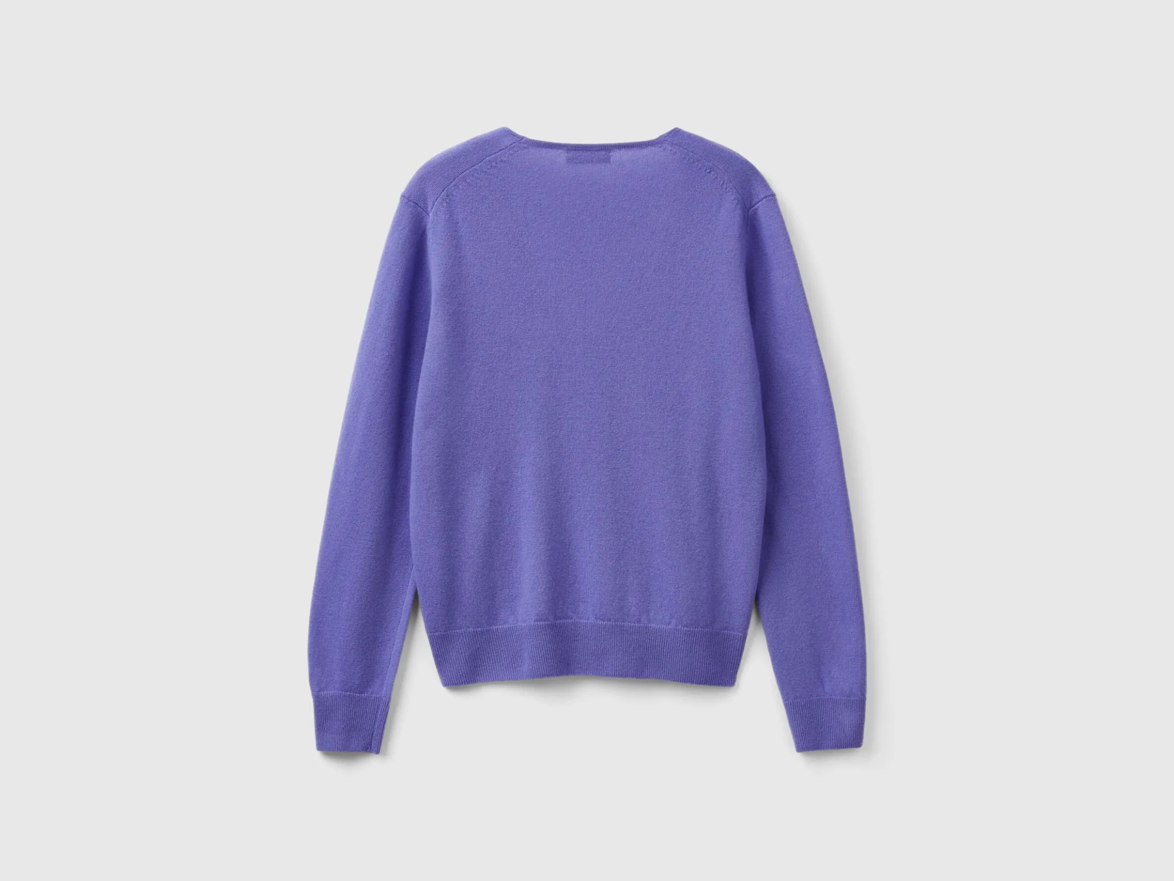 Purple V-neck sweater in pure Merino wool