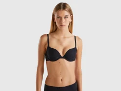 Push up bra in stretch lace