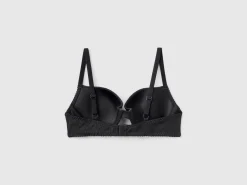 Push up bra in stretch lace
