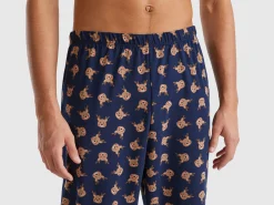 Pyjamas with reindeer print