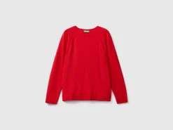 Red crew neck sweater in wool and cashmere blend