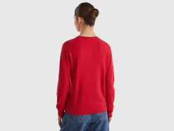 Red plum crew neck cardigan in pure Merino wool