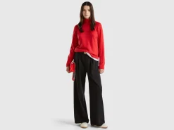Red turtleneck in wool and cashmere blend
