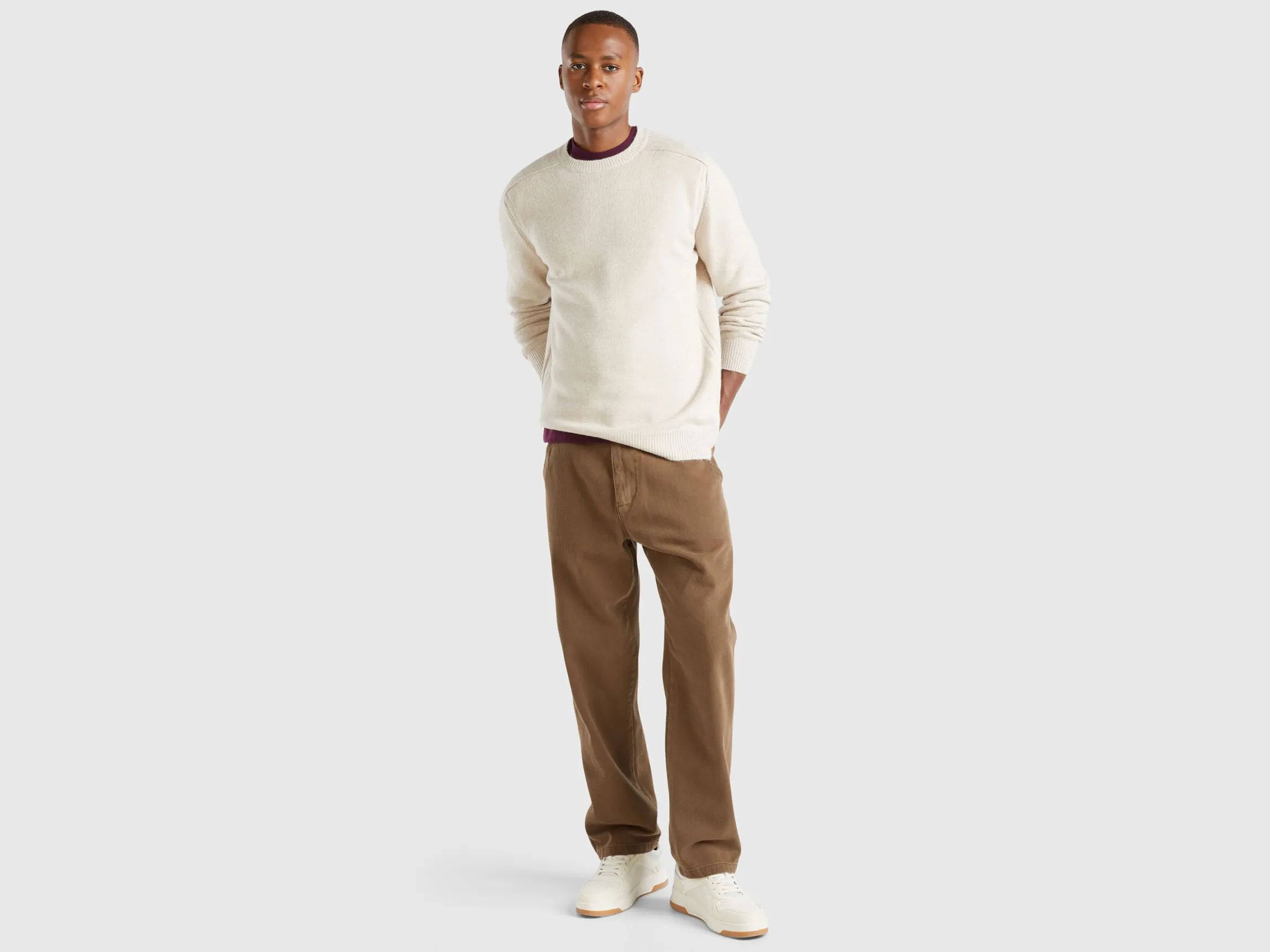 Regular fit sweater