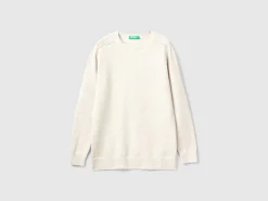 Regular fit sweater