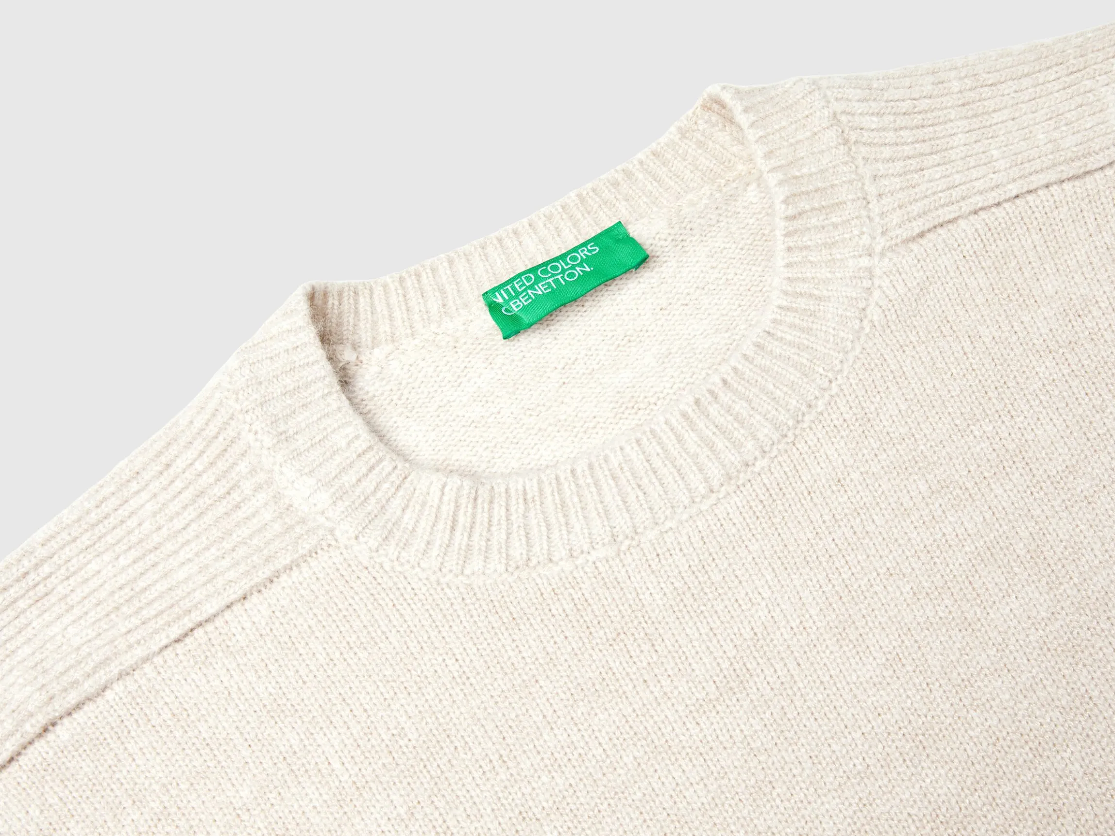 Regular fit sweater