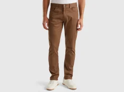 Regular fit trousers