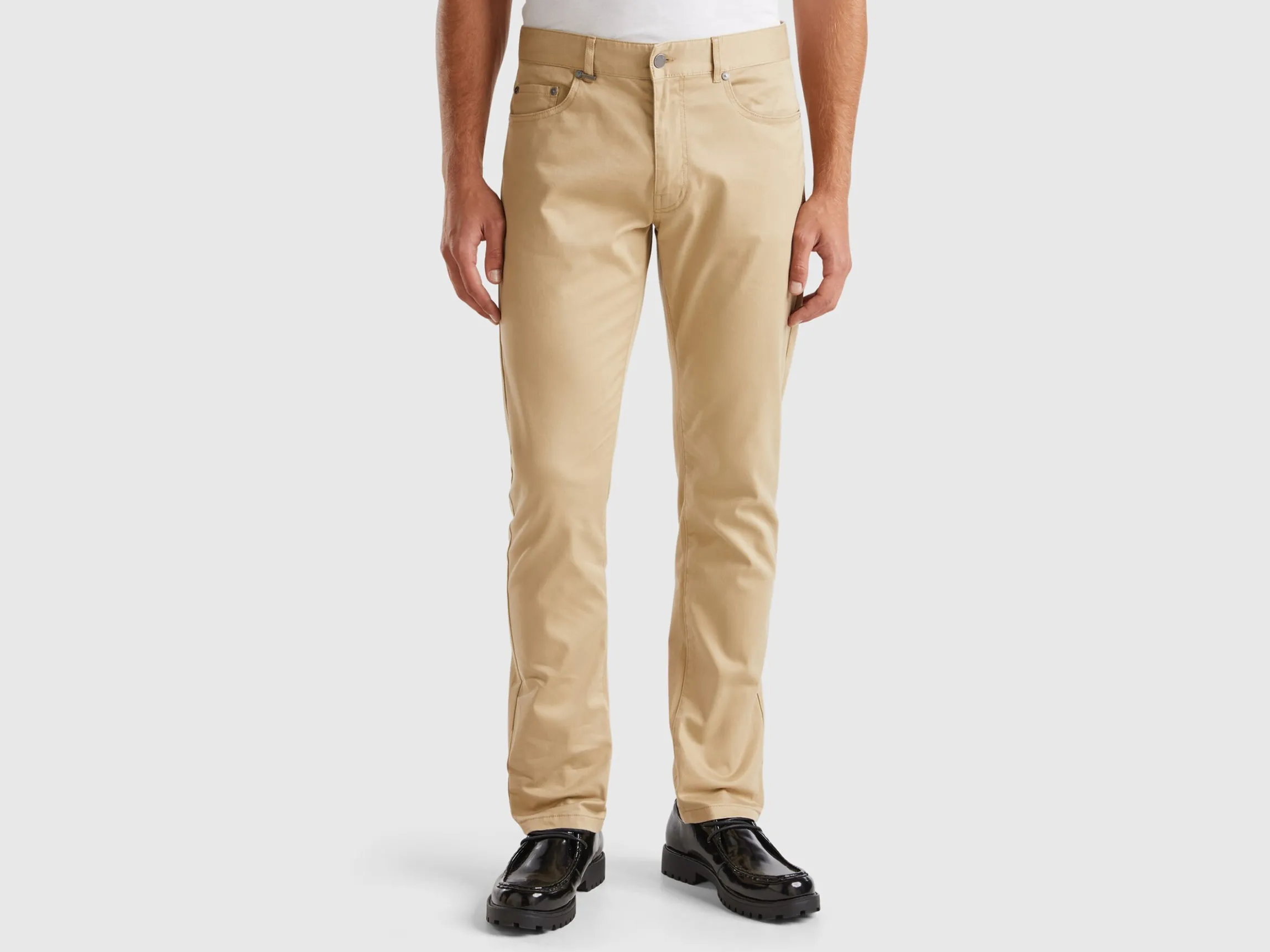 Regular fit trousers