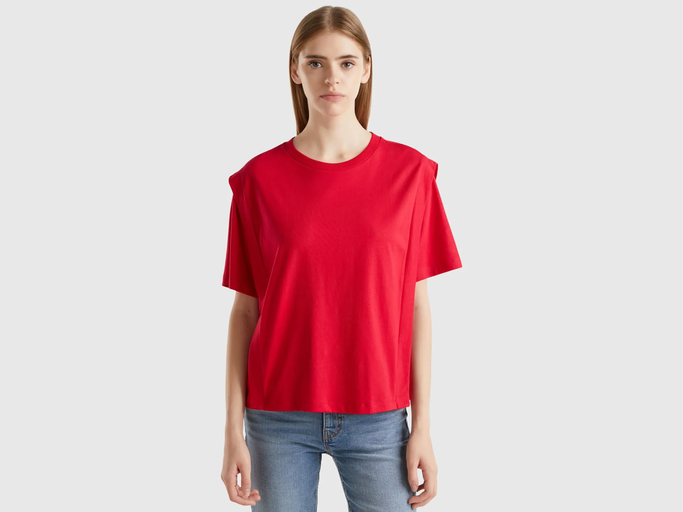 Regular fit t-shirt with creases