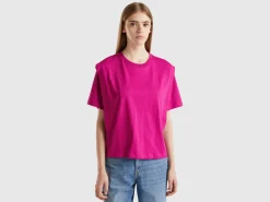 Regular fit t-shirt with creases