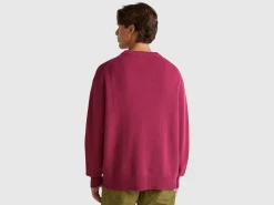 Relaxed fit sweater