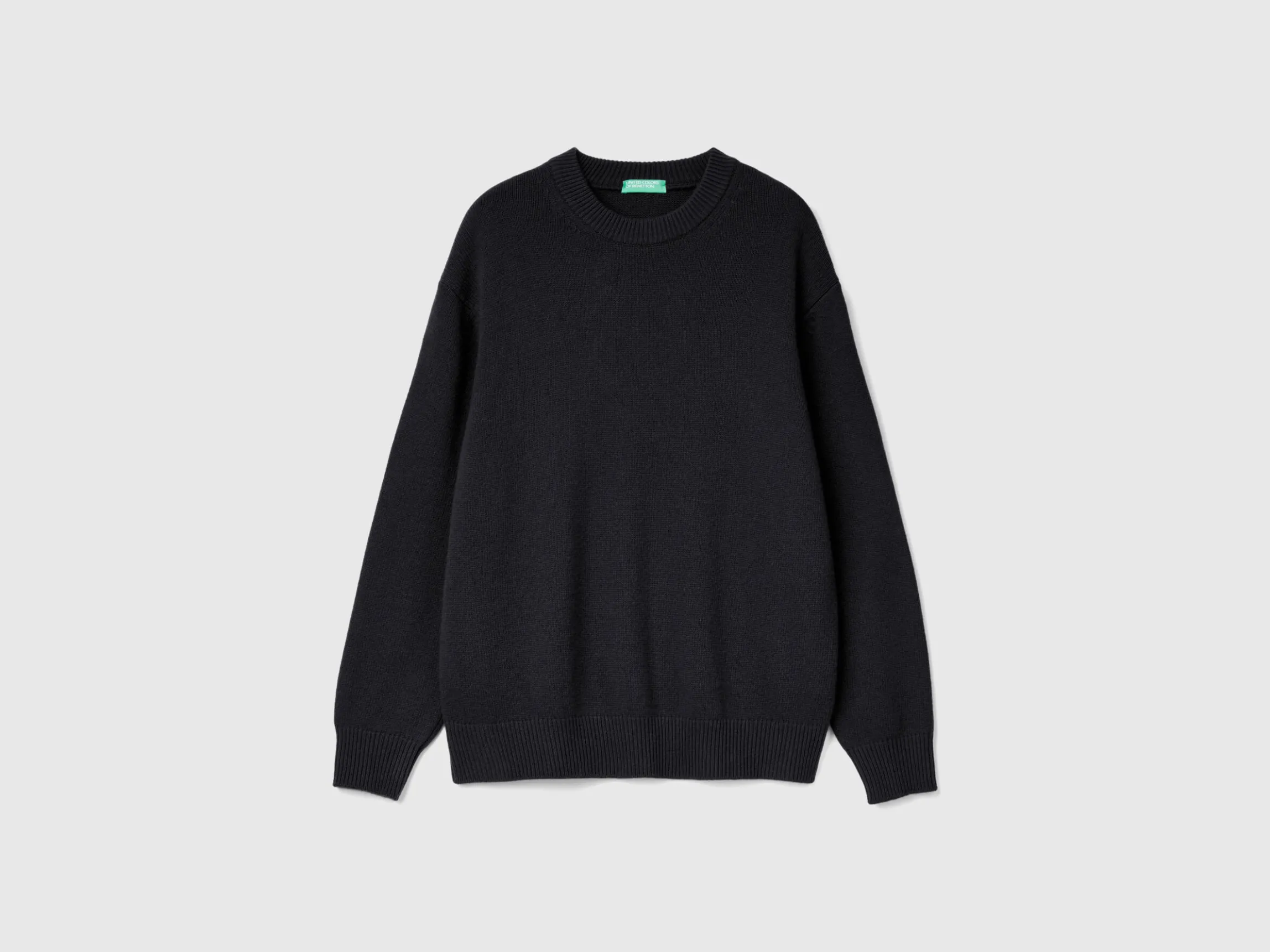 Relaxed fit sweater