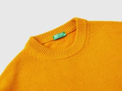 Relaxed fit sweater