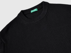 Relaxed fit sweater