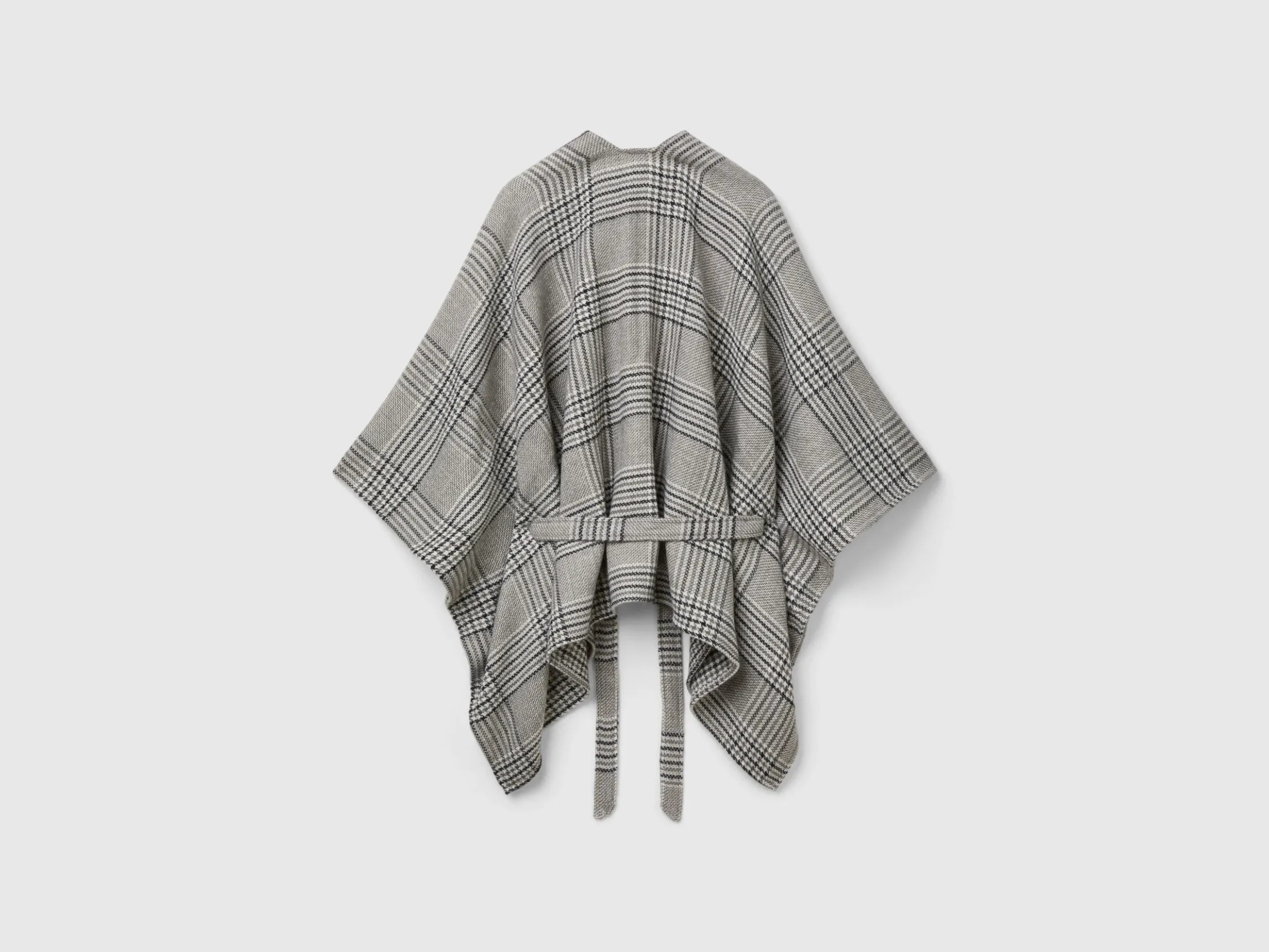 Reversible cape