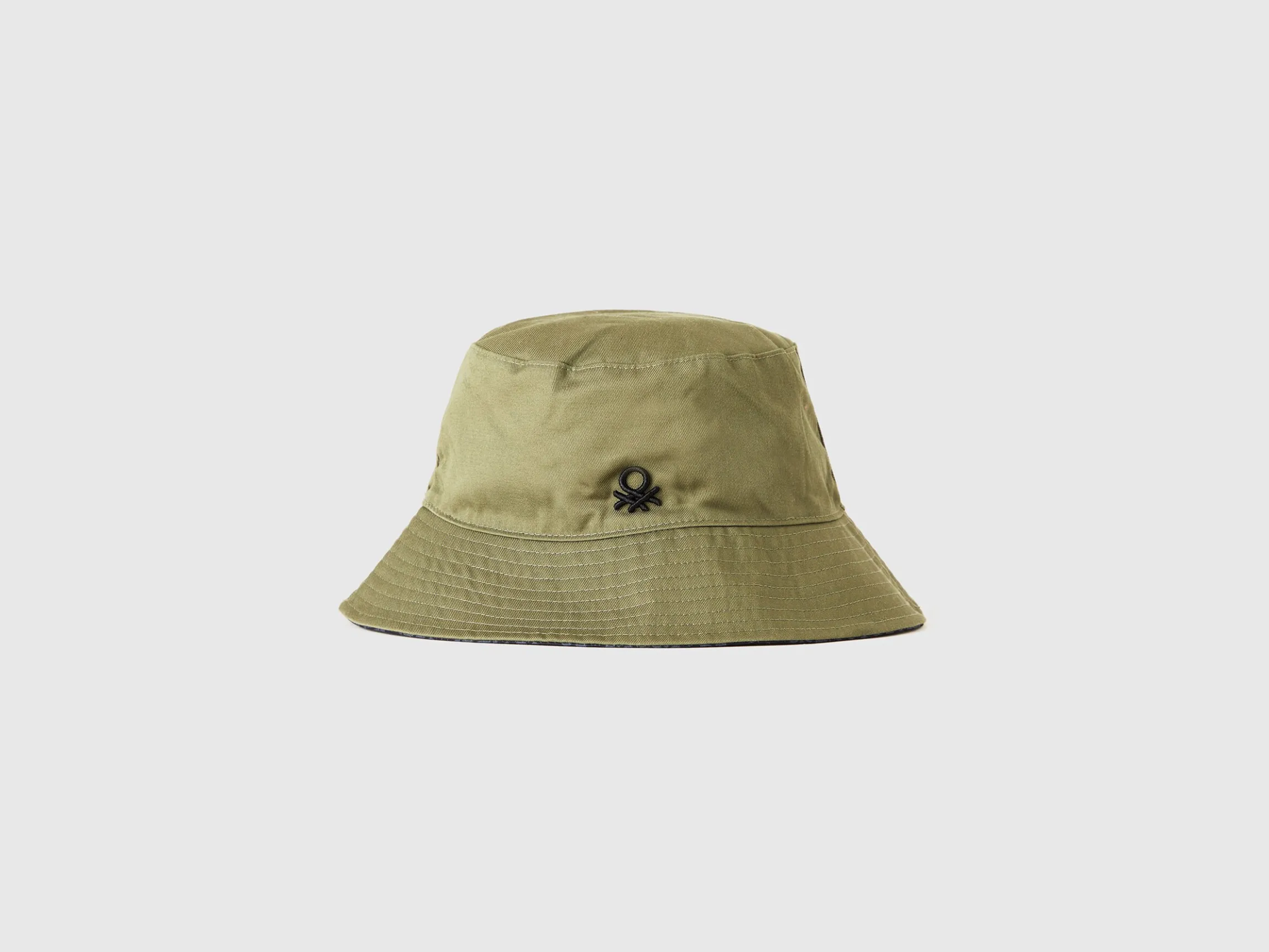 Reversible fisherman's hat