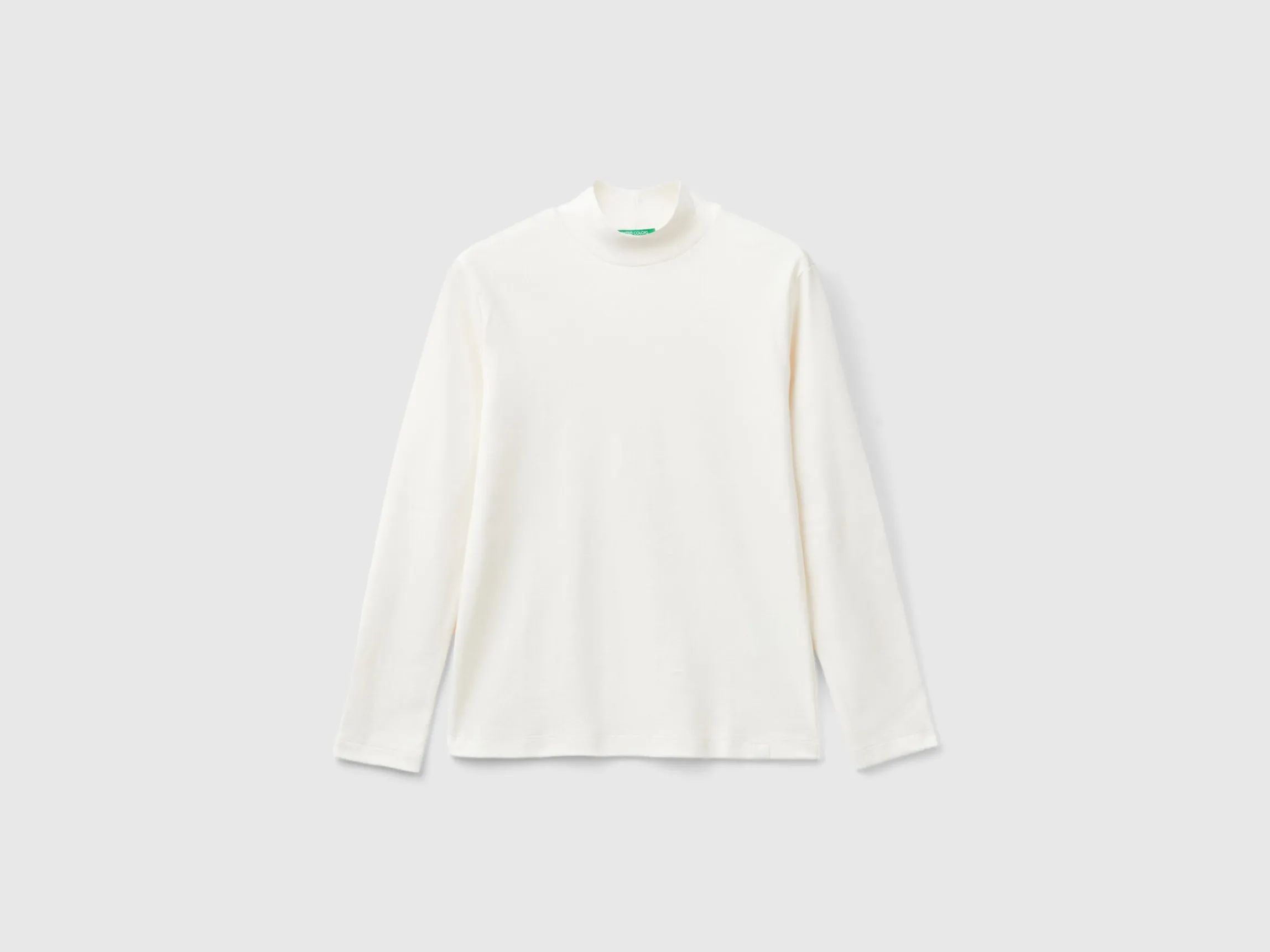 Ribbed knit turtleneck t-shirt
