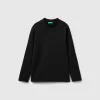 Ribbed knit turtleneck t-shirt