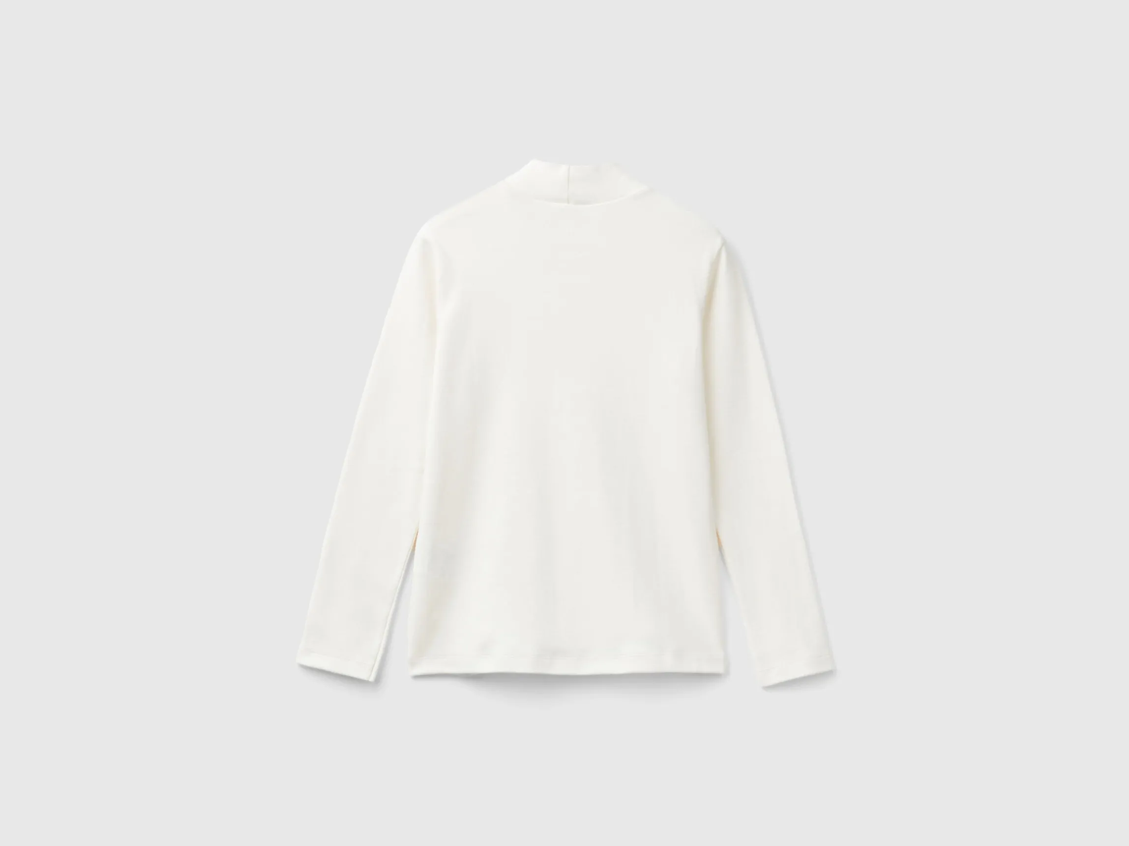 Ribbed knit turtleneck t-shirt