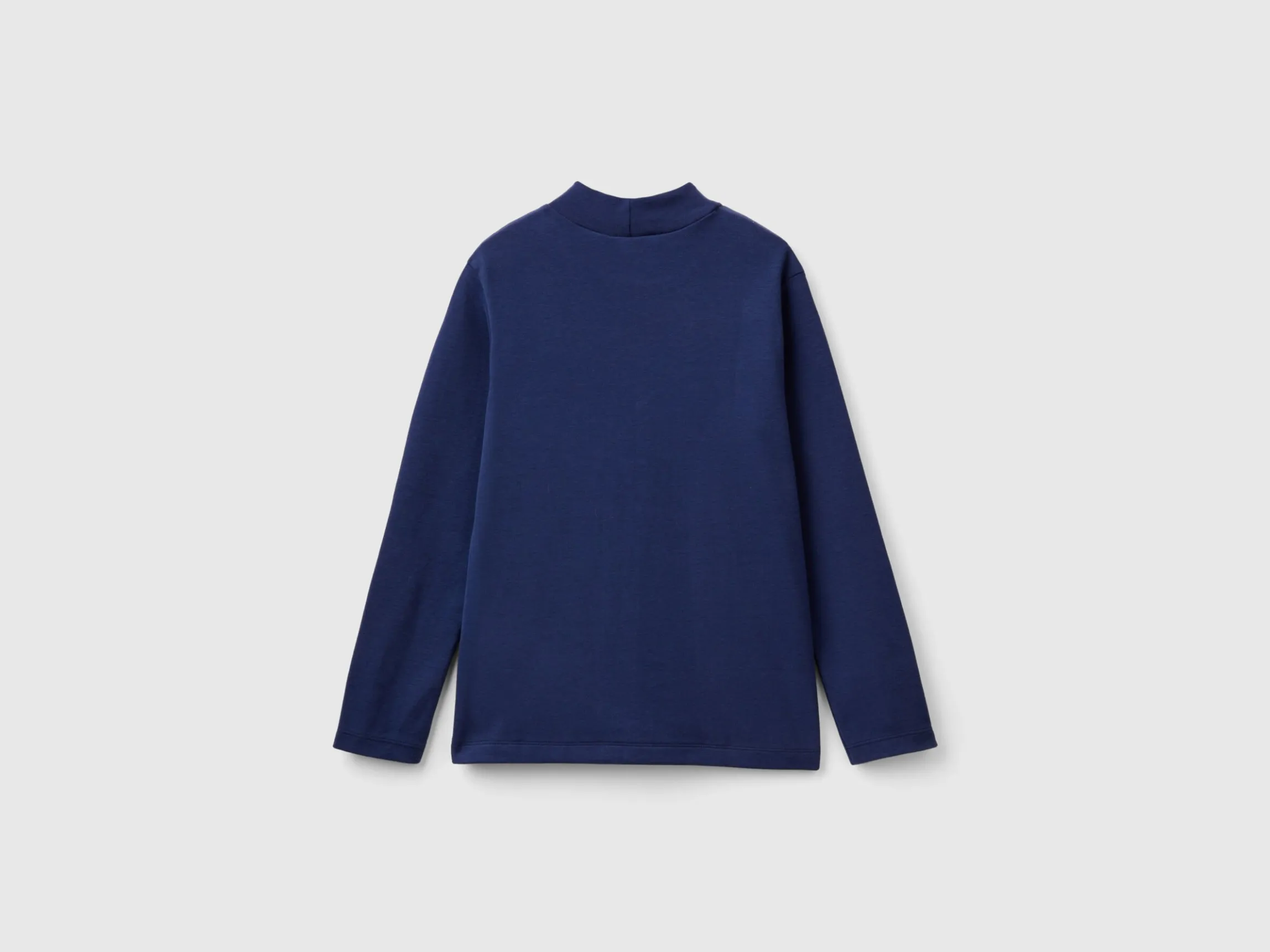 Ribbed knit turtleneck t-shirt