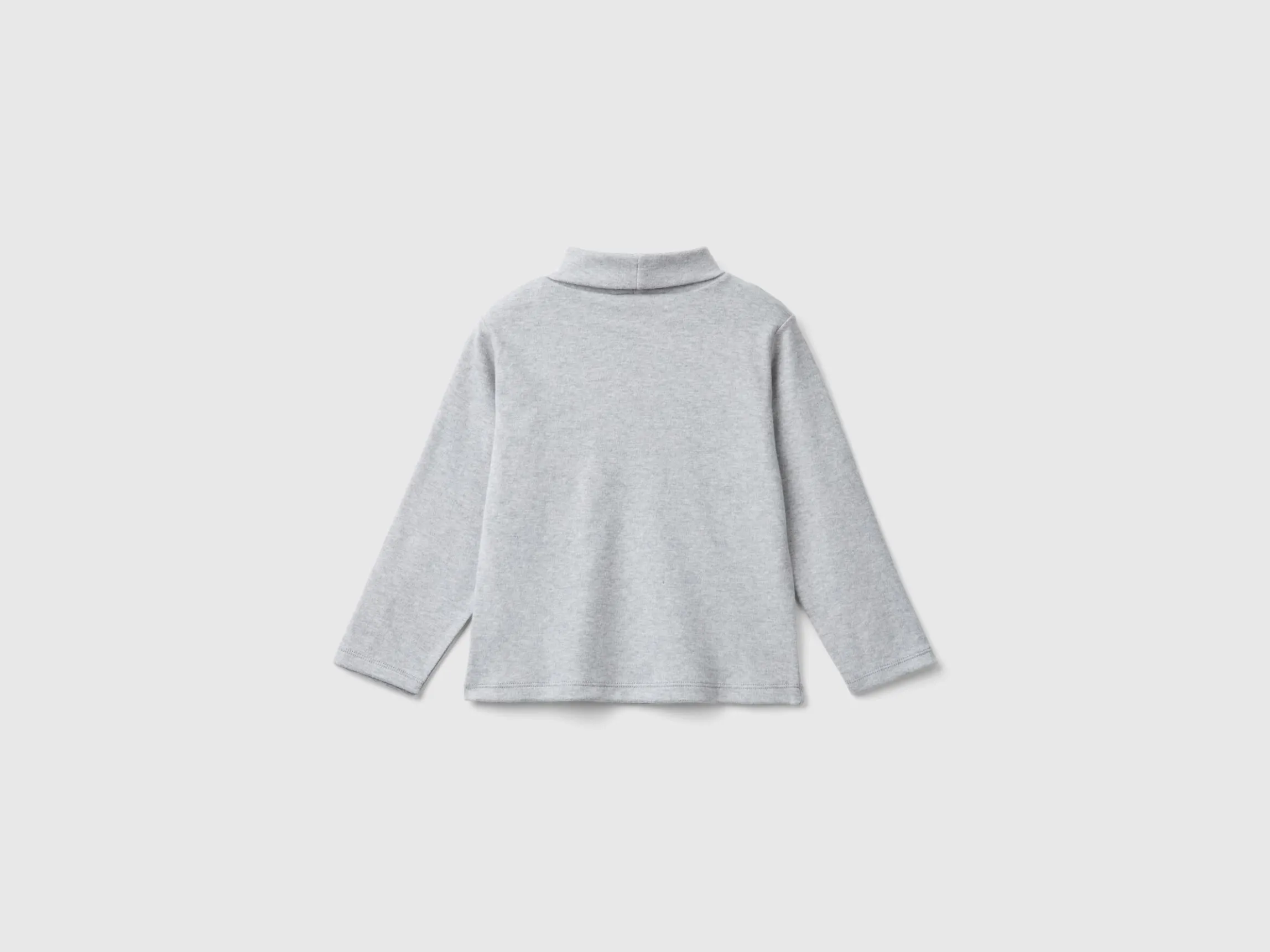 Ribbed knit turtleneck t-shirt