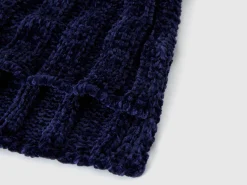Scarf in chenille