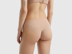 Seamless underwear
