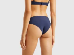 Seamless underwear