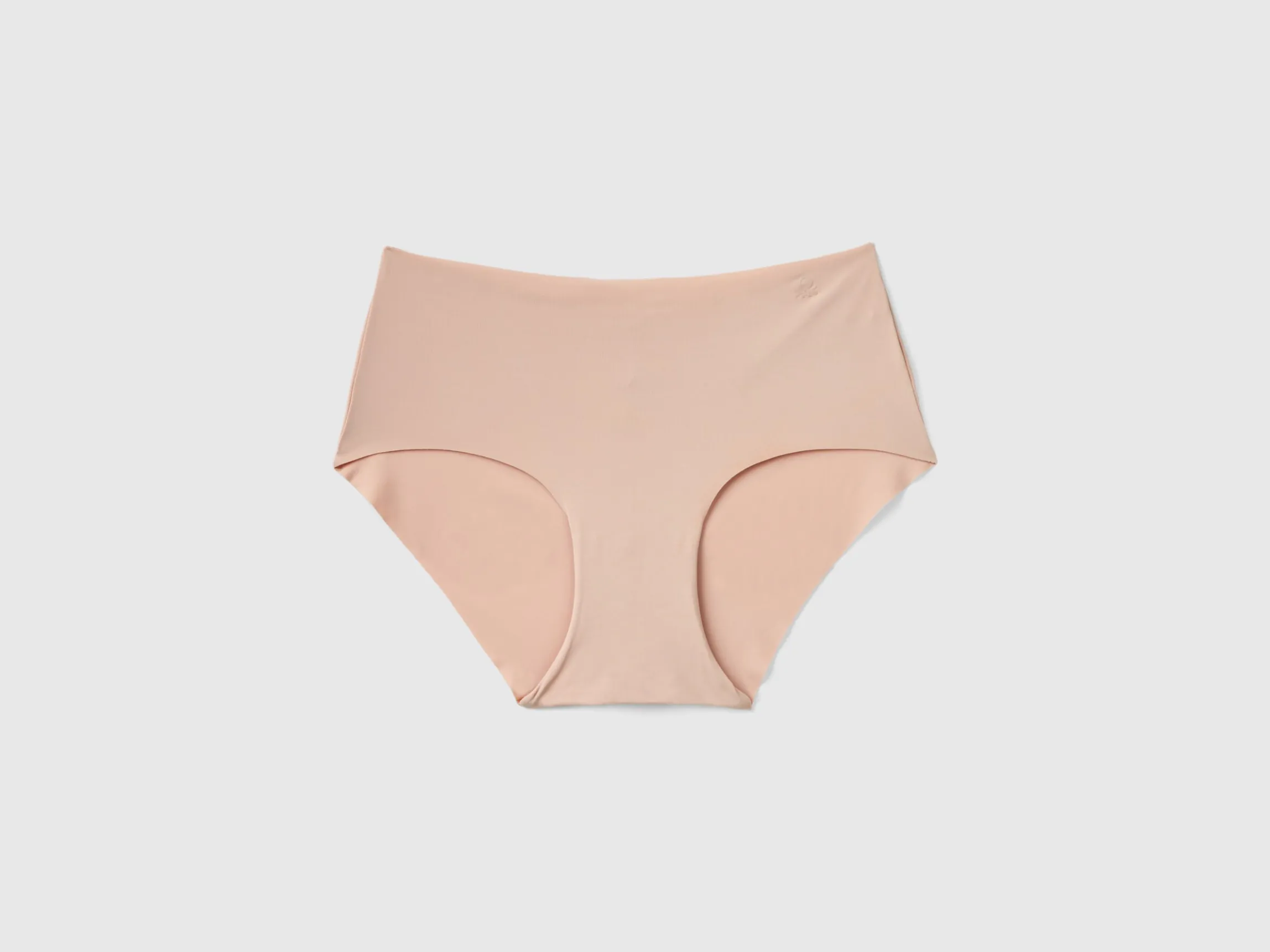 Seamless underwear