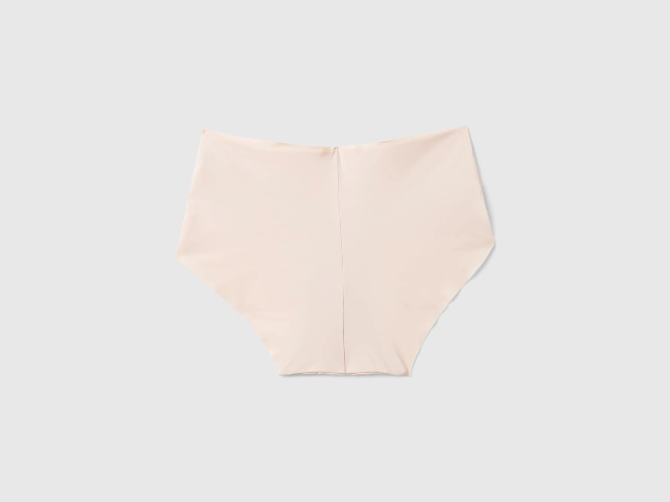 Seamless underwear