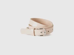 Shiny belt