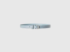 Shiny belt