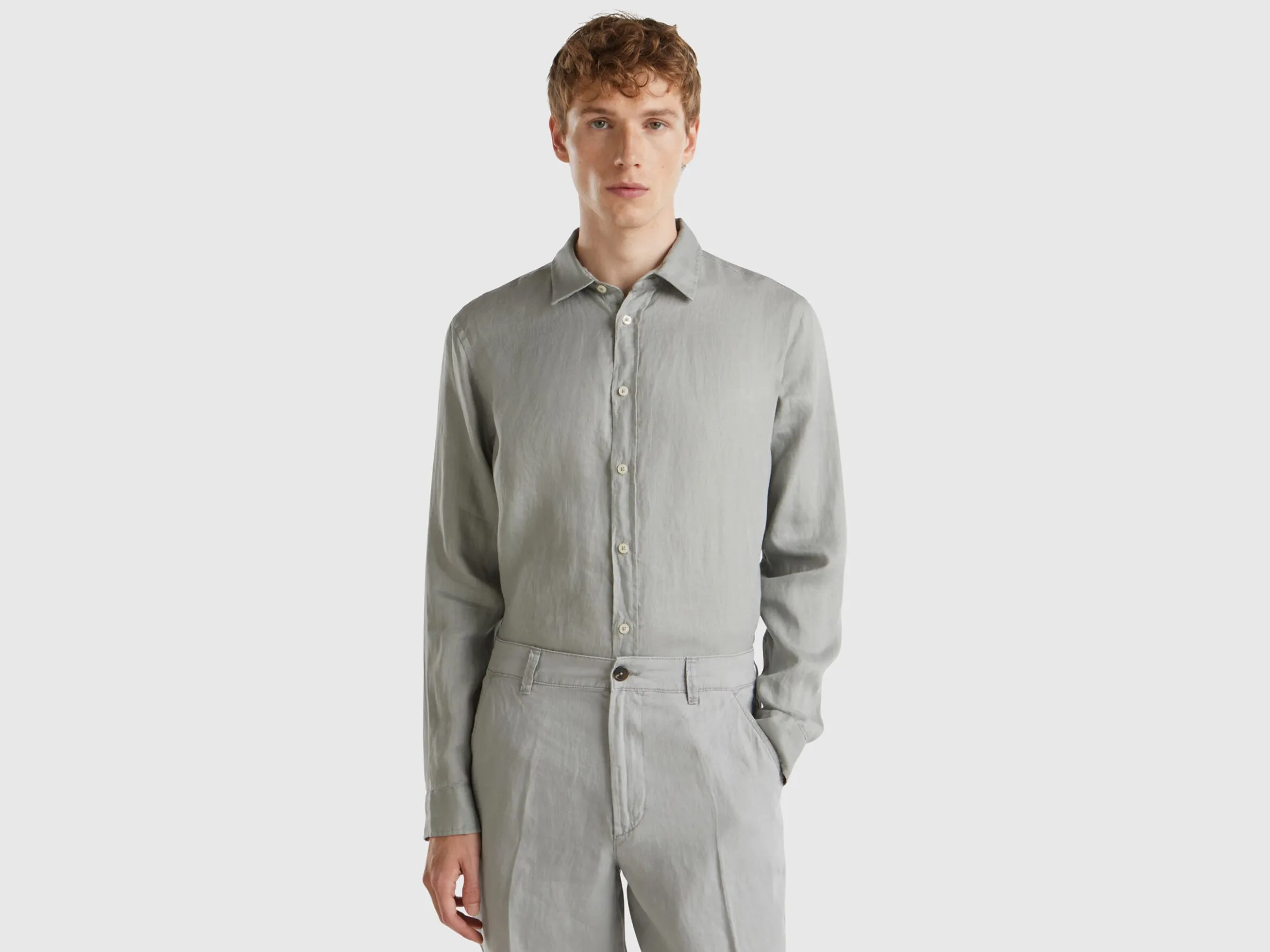 Shirt in pure linen