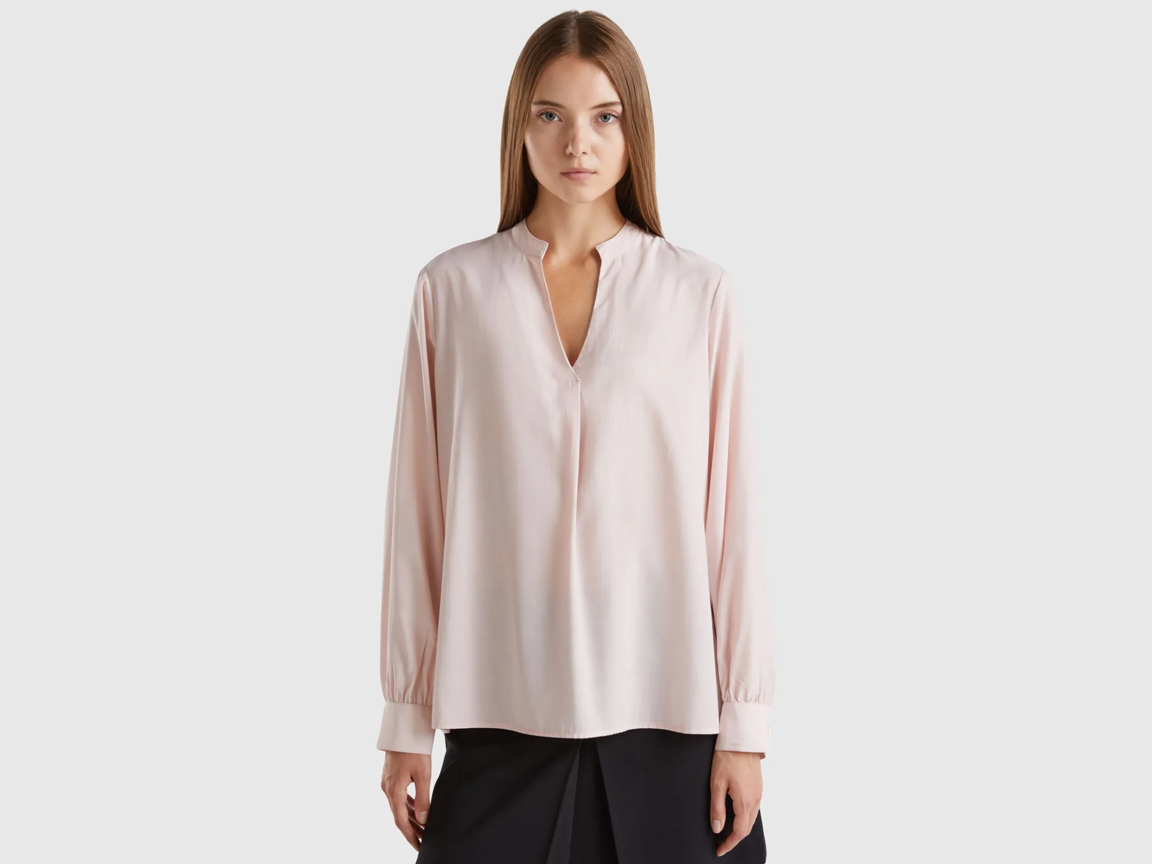 Shirt with Henley neck