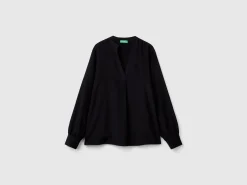 Shirt with Henley neck