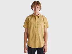 Shirt with pocket