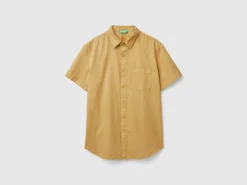 Shirt with pocket